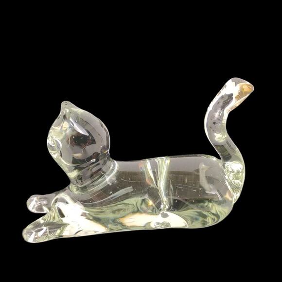 Williamsburg Glass Co Art Crystal Laying Kitty Cat Figurine Paperweight Handmade - Picture 1 of 5